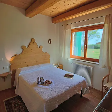 Cottage In Montelabbate With Pool, Garden, Bbq, Parking Holiday home *