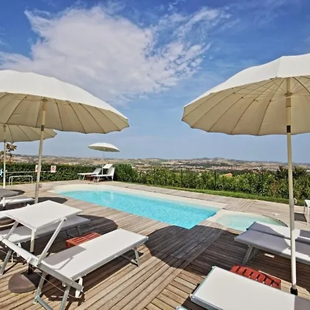 Cottage In Montelabbate With Pool, Garden, Bbq, Parking